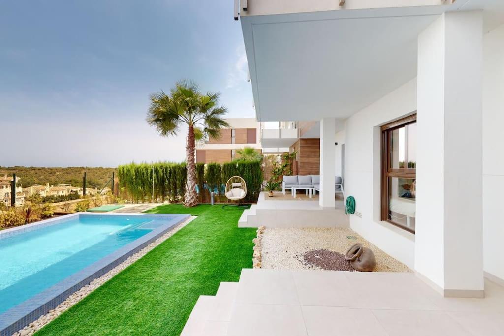 Apartman S Vlastnim Bazenem Oriola  Exterior foto