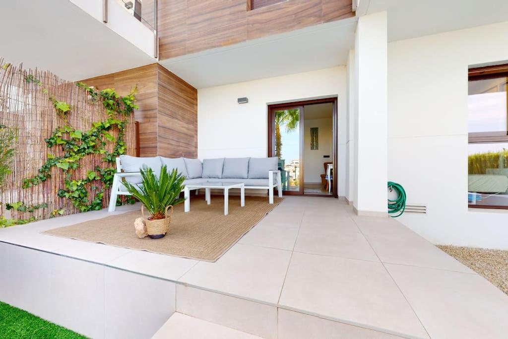 Apartman S Vlastnim Bazenem Oriola  Exterior foto